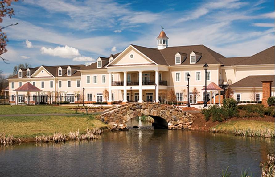 Regency at Dominion Valley, VA lodge Regency at Dominion Valley features an 18-hole golf course designed by the Arnold Palmer Design Company compete with a full-service pro shop.