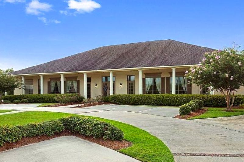 Located just 26 miles from Baton Rouge, The Greens at Pelican Point is sure to please any active adult homebuyer.