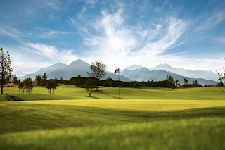 Trilogy at Encanterra, AZ Trilogy at Encanterra is a phenominal active adult community boasting world-class amenities including an 18-hole championship golf course.