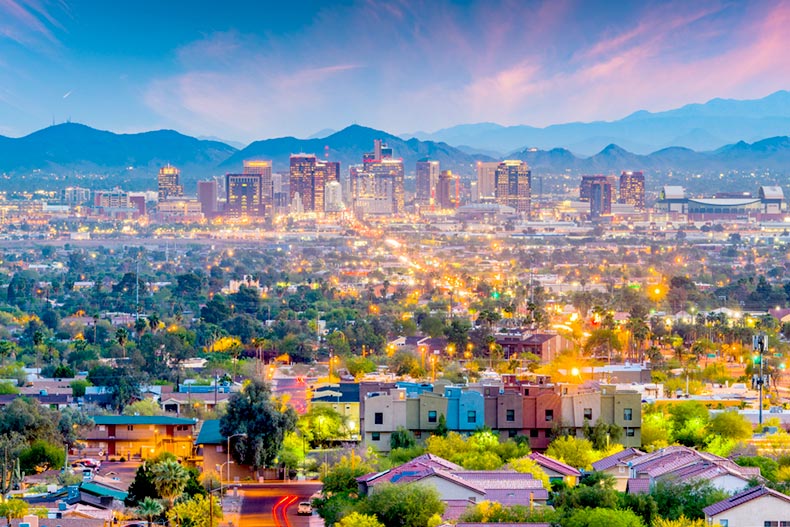 The downtown cityscape of Phoenix, Arizona at dusk
