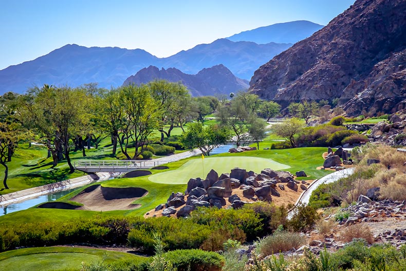 A picturesque golf course in Palm Springs, California