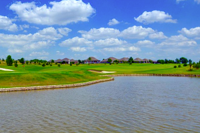 Frisco Lakes by Del wEbb is just one affordable active adult community in the DFW-area.