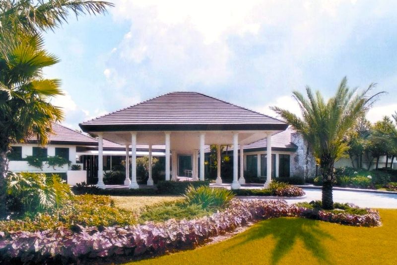 Boca Lago is a lush 55+ community located in beautiful Boca Raton, Florida.