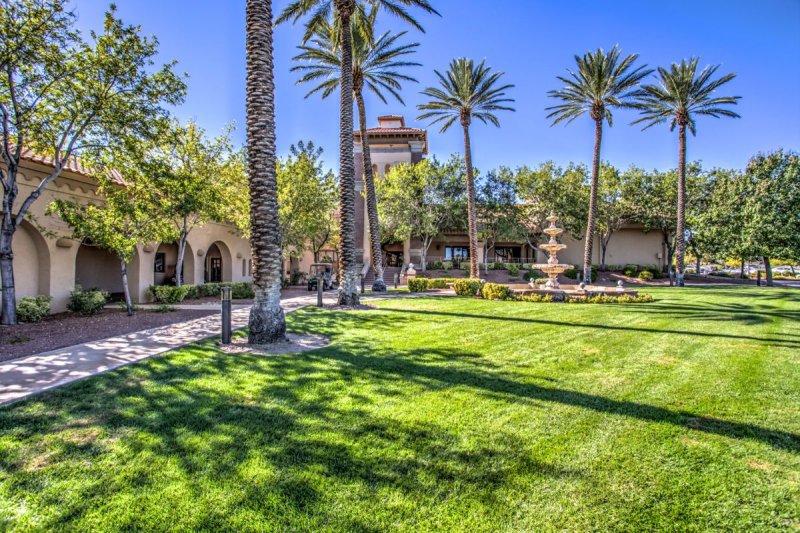 55+ communities on this list, like Sun City Summerlin, host a bountiful lineup of amenities, social activities and golf courses.