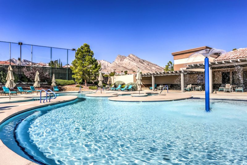 Summerlin, with its convenient location and bountiful amenities, is one of the premier active adult destinations in Nevada.