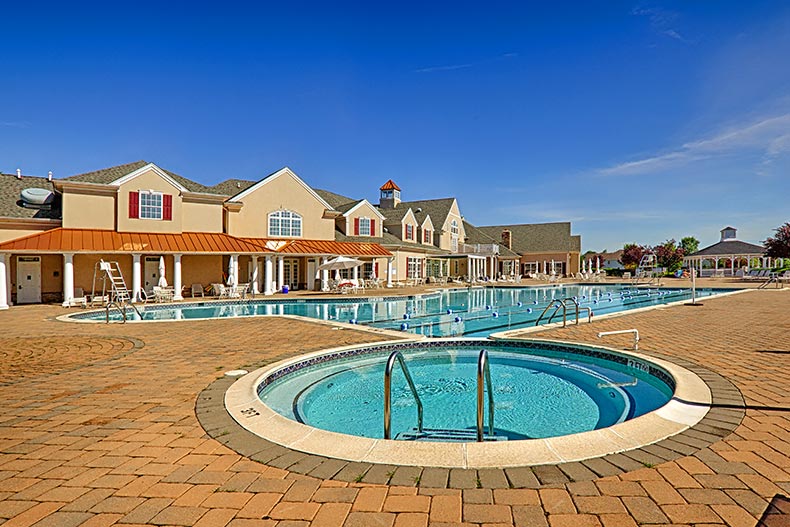 Exterior photo of the main clubhouse in Canal Walk, located in Somerset, New Jersey