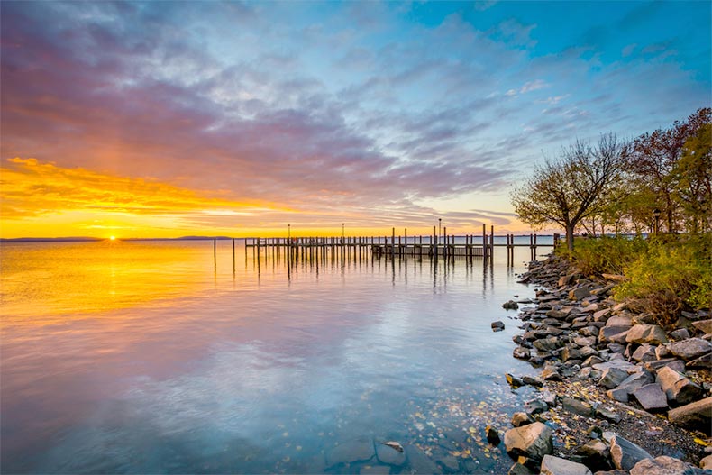 Best Maryland 55+ Communities Near the Water | 55places