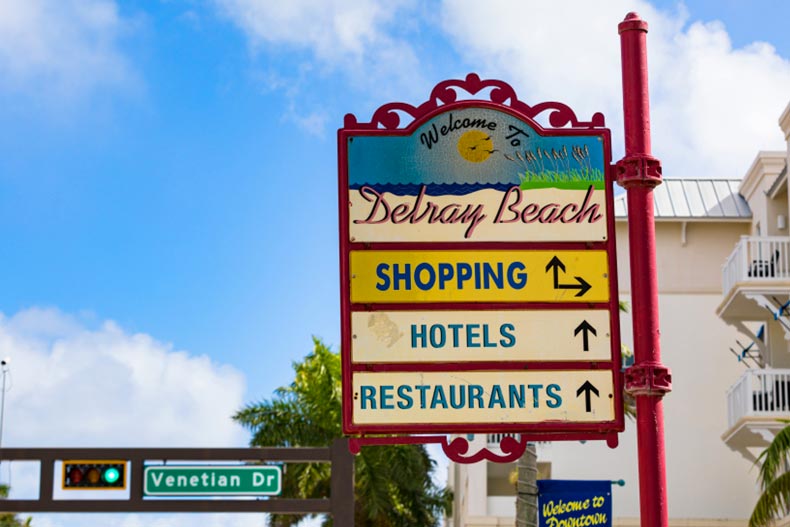 A welcome sign on Atlantic Avenue in Delray Beach, Florida