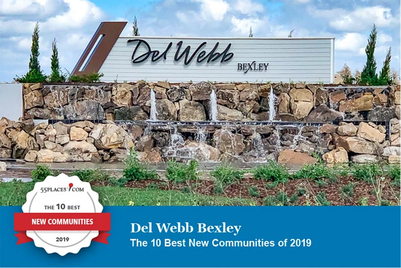 Front entrance sign to Del Webb Bexley