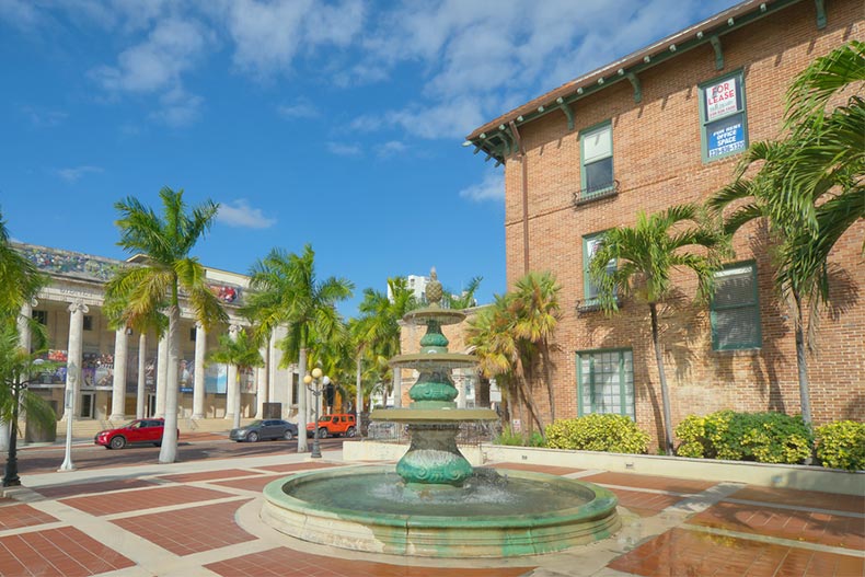 A fountain outside the Sidney and Berne Davis Art Center in Fort Myers, Florida