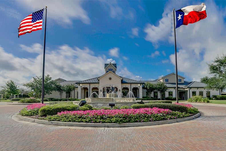 Exterior view of the clubhouse at Heritage Grand at Cinco Ranch in Katy, Texas