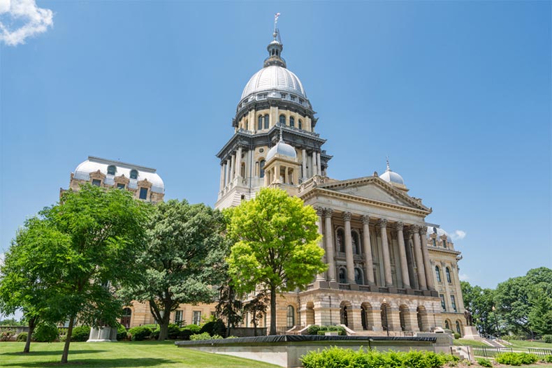 A blue sky over the Illinois State Capitol Building in Springfield, Illinois