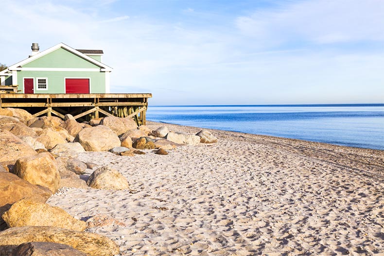 Find Luxurious Retirement in Long Island 55+ Communities | 55places