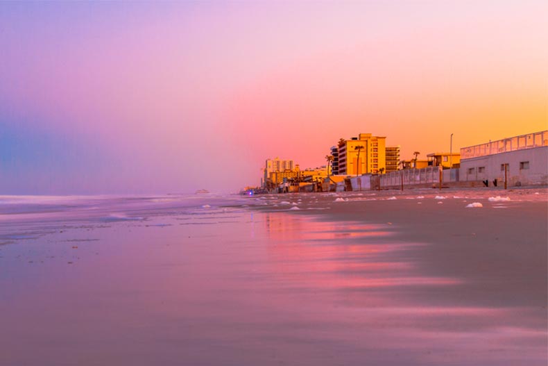 A sunset view of Ormond Beach in Daytona, Florida