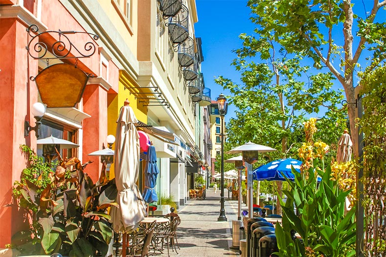 Leafy sidewalks and quaint shops in West Palm Beach, FloridaLeafy sidewalks and quaint shops in West Palm Beach, Florida