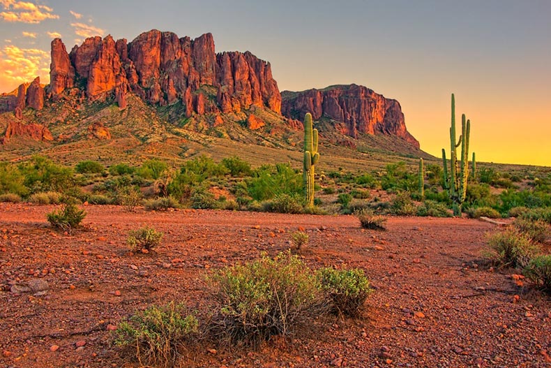 Sunset view of the desert and mountains near Phoenix, Arizona