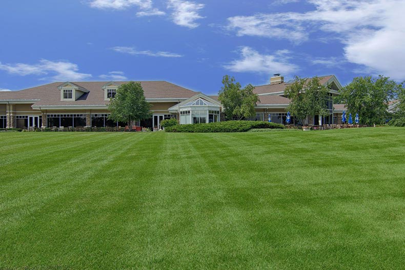 Exterior view of the Prairie Lodge at Sun City Huntley in Illinois