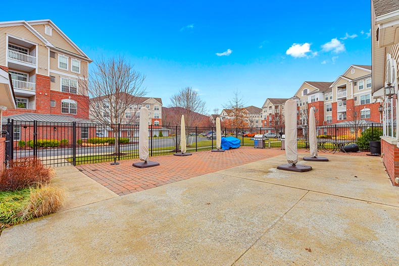 An exterior photo of the courtyard at the Regency at Fishkill 55+ Community in New York