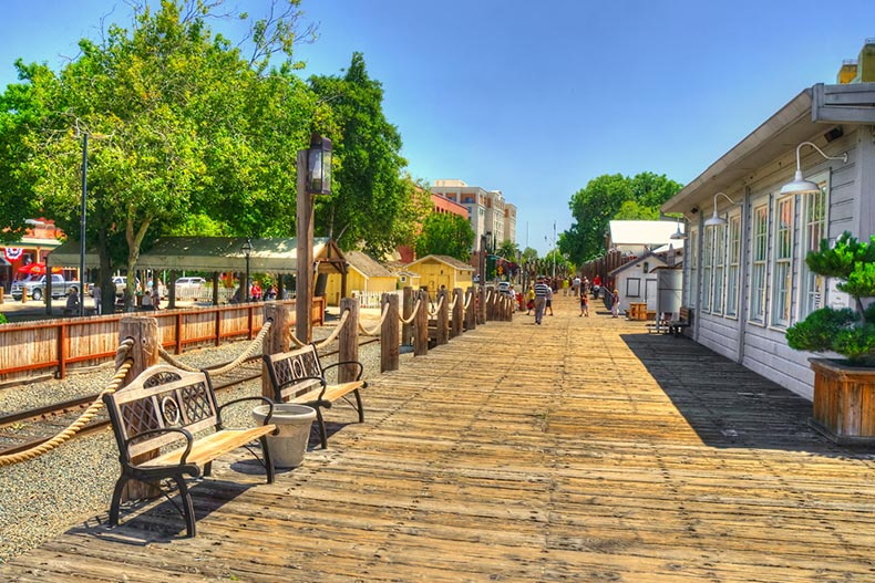 Benches beside a train station on a sunny day in Sacramento, California