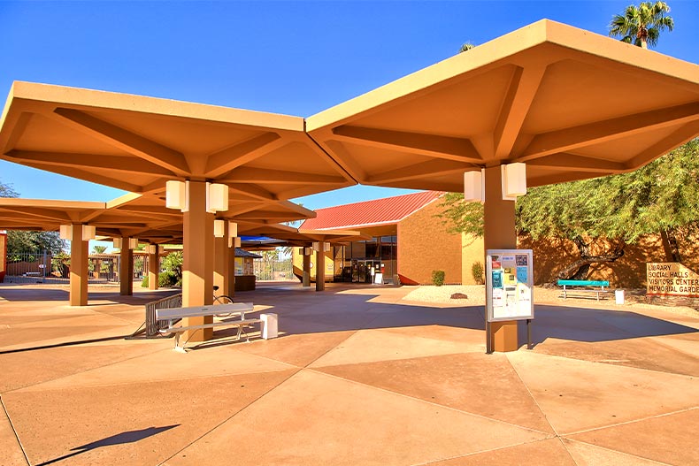 An outdoor patio area at Sun City in Arizona