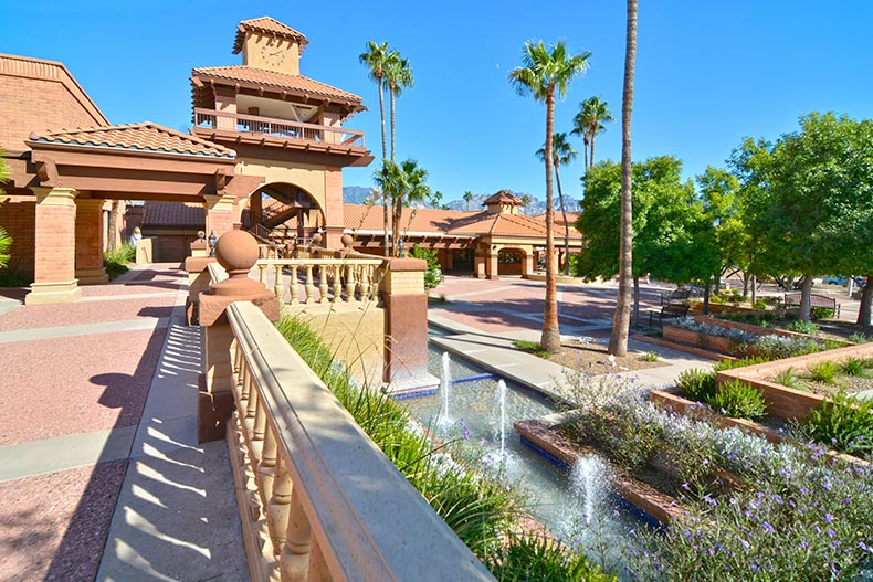 Greenery and fountains on the grounds of Sun City Oro Valley in Oro Valley, Arizona