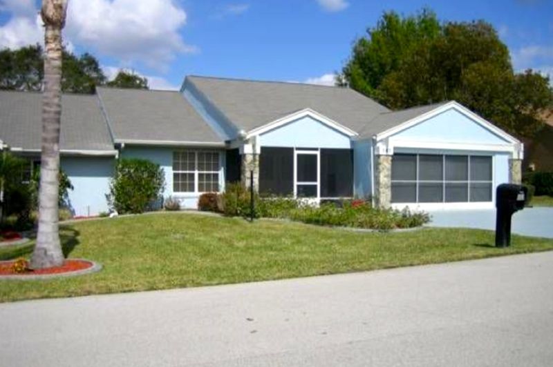 Exterior view of a home in Tomoka Heights in Lake Placid, Florida